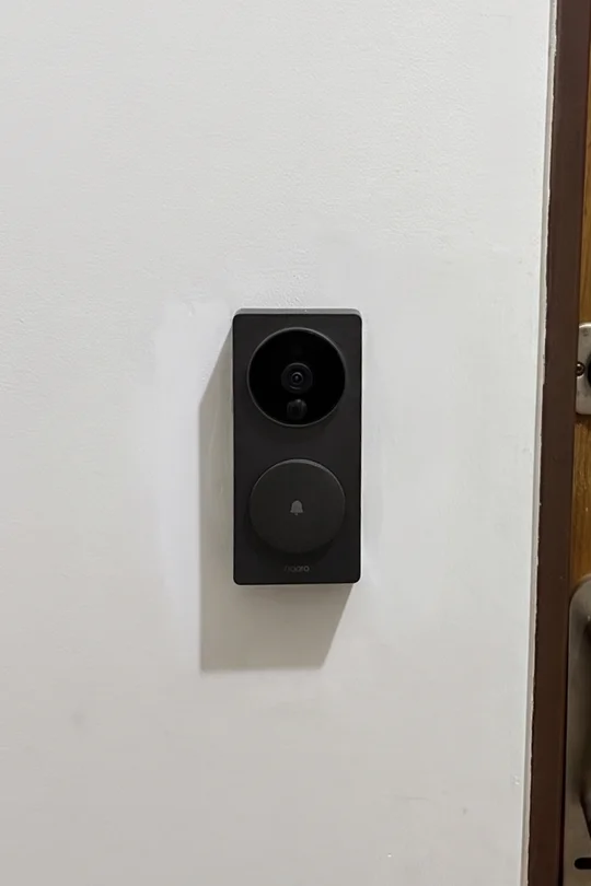 Instalación y configuración de alertas con Videoportero Aqara G410 en departamento céntrico